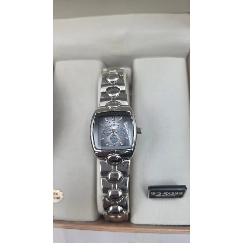 Vellaccio His & Hers Watch Set Silver Color Bands Blue Face in Original Case